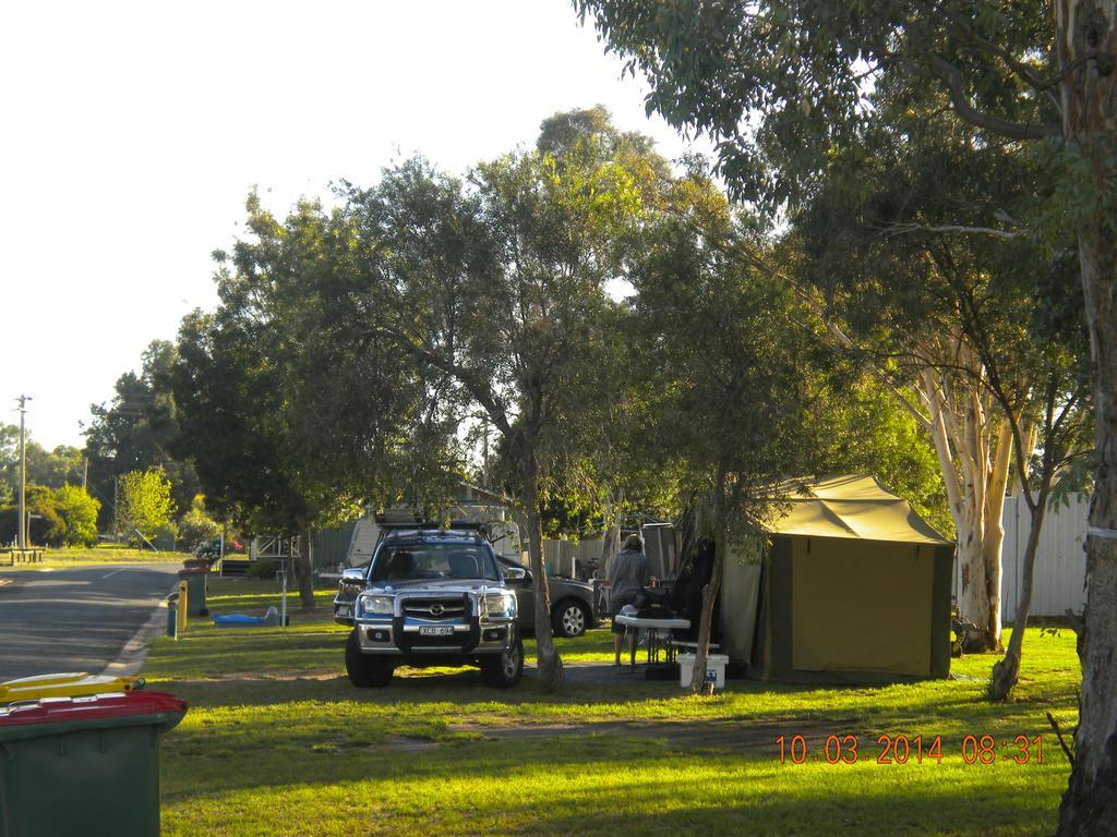 Holbrook Motor Village מראה חיצוני תמונה
